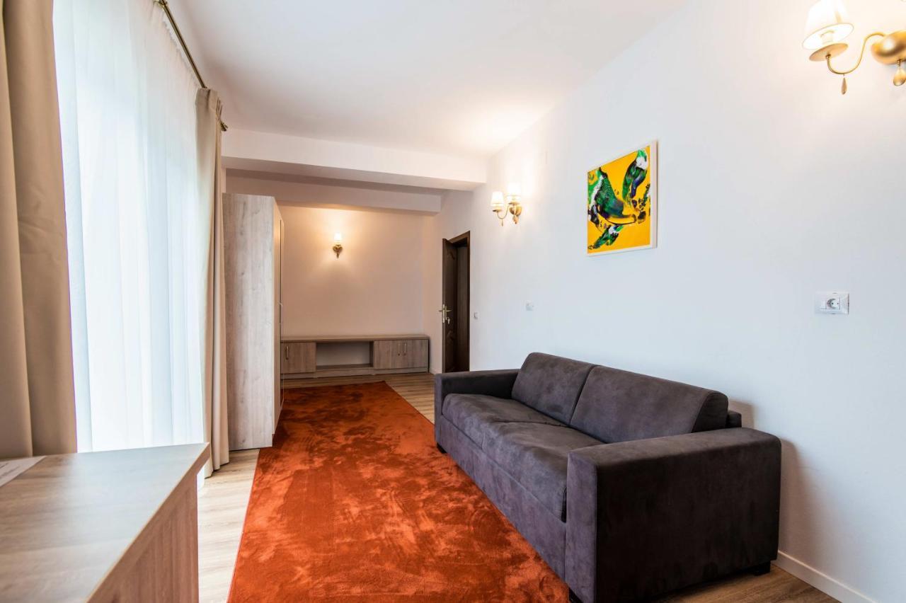 Hotel Class Брезой Экстерьер фото