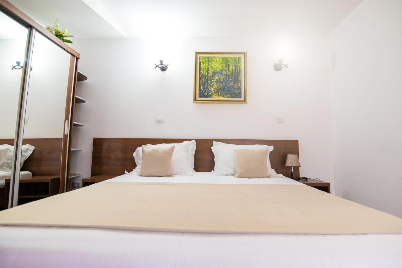 Hotel Class Брезой Экстерьер фото