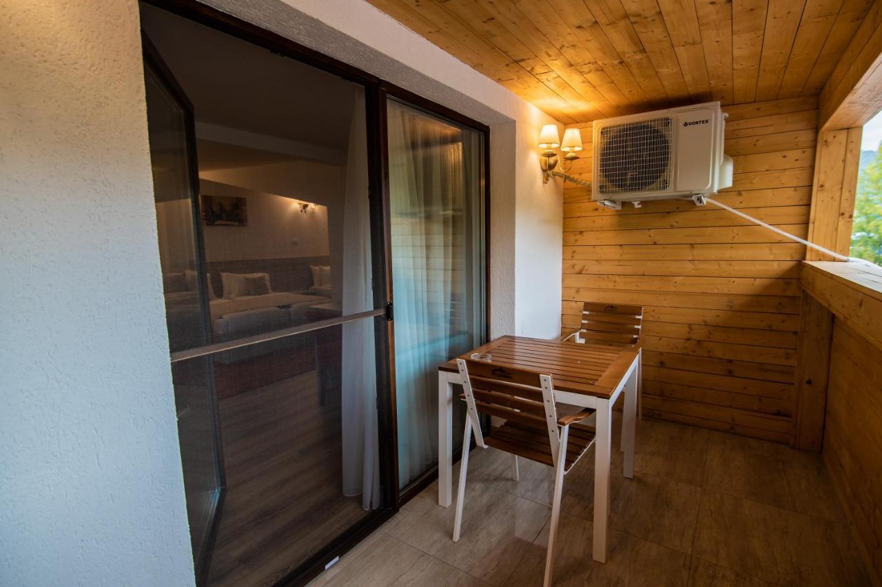 Hotel Class Брезой Экстерьер фото